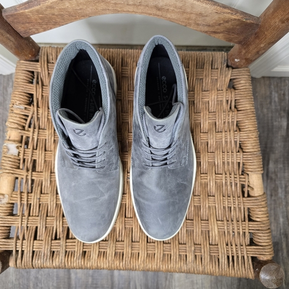 Men's Gray ecco Chukka Boots s-lite hybrid goretex Worn Once 9-9.5 - Picture 2 of 9